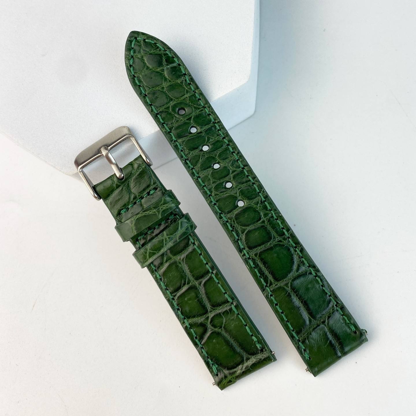 สีเขียว