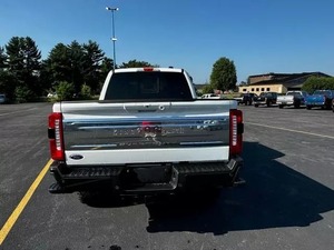 Kullanılan 2018-2024 Fords F-350 King Ranch kamyonet 6.7L güç inme V8 Turbo motor dört tekerlekten çekiş 4 kapılı mürettebat kabini - Product Image 6