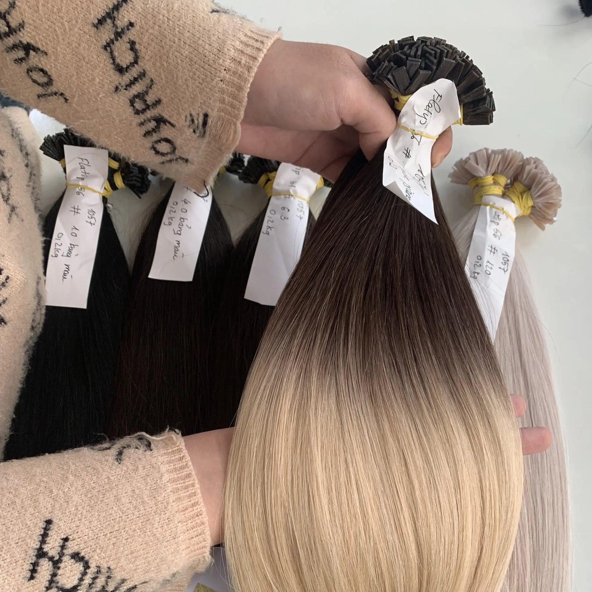 Punta piatta 100% extension per capelli naturali pronto per la spedizione di prodotti lunghi lisci crudi capelli vietnamiti personalizzano il pacchetto
