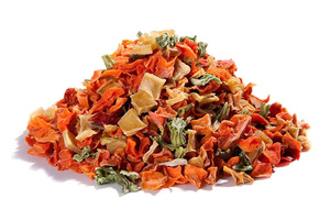 <strong>FREE</strong>-DRIED CHICKEN and <strong>VEGGIES</strong> / PET-FRIENDLY NUTRITION / LIGHTWEIGHT and PORTABLE / MADE in VIETNAM - Product Image 4