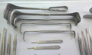 基本的な腹腔切開/腹部手術器具セット104個セットホットセール手術器具セット