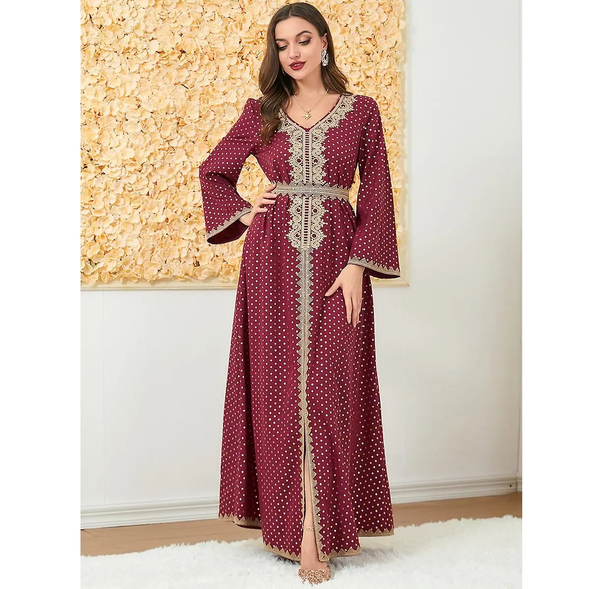 Dubai caftano Georgette rosso nuove donne musulmane arabo caftano islamico Maxi vestito manica lunga arabo Jilbab Abaya all'ingrosso da Indi