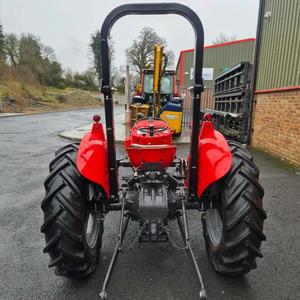 マッセイファーガソン240自動ホイールトラクター20HP-100HPロングサービス寿命2WD 4WDオプションエンジンモーターポンプギアボックス