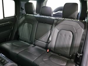 夏普二手2024陆地rover卫士110 P400 X AWD，带左转向真皮座椅停车传感器天窗远程启动
