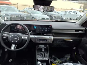 现代Kona SEL AWD SUV <span class=keywords><strong>2025</strong></span>，后摄像头真皮座椅左转向-新车型!