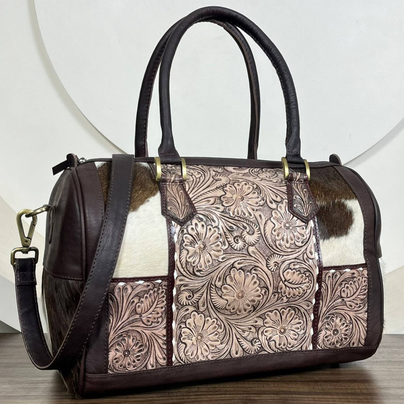 สีน้ำตาล