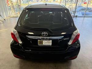 2014丰田Vitz LE
