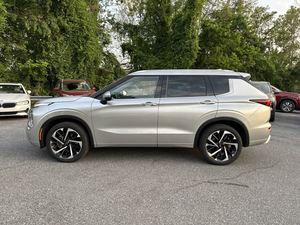 CLEAN TITLE 2023 <strong>MITSUBISHI</strong> OUTLANDER - DOOR TO DOOR DELIVERY - Product Image 3