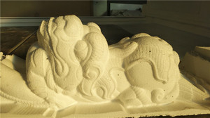 Espuma giratoria de alta precisión de 360 grados EPS escultura de madera 3D modelo de coche de barco que hace fresadora CNC de 5 ejes - Product Image 5