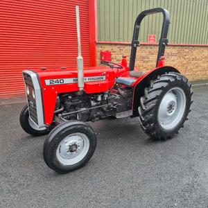 マッセイファーガソン240自動ホイールトラクター20HP-100HPロングサービス寿命2WD 4WDオプションエンジンモーターポンプギアボックス