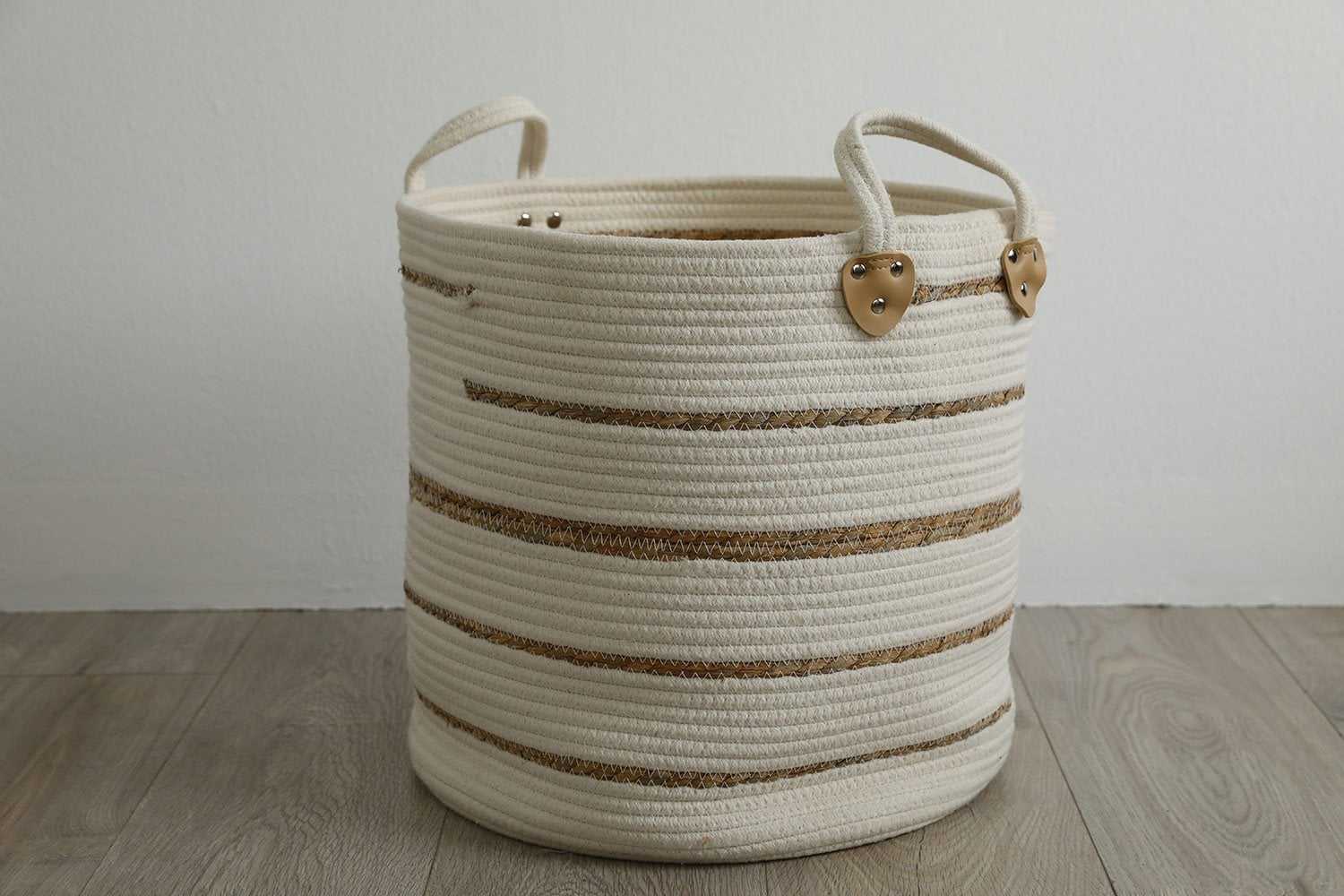 ธรรมชาติ