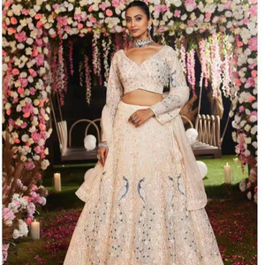 <span class=keywords><strong>2025</strong></span> <span class=keywords><strong>lehenga</strong></span> choli הודי בוליווד חתונה מסיבת חתונה ללבוש pakmian