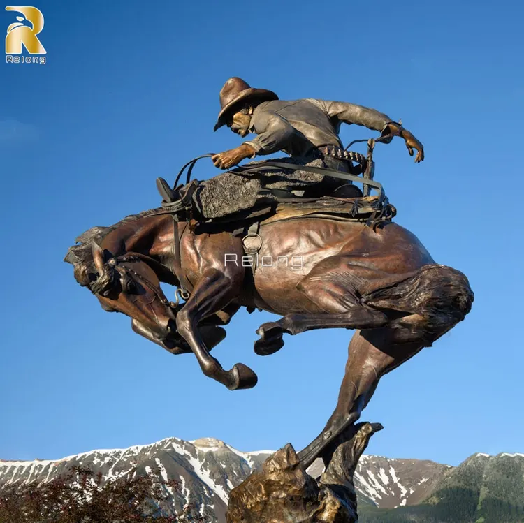 Decoración de jardín al aire libre Bronce Vaquero Montar a caballo Escultura Adorno grande para la venta