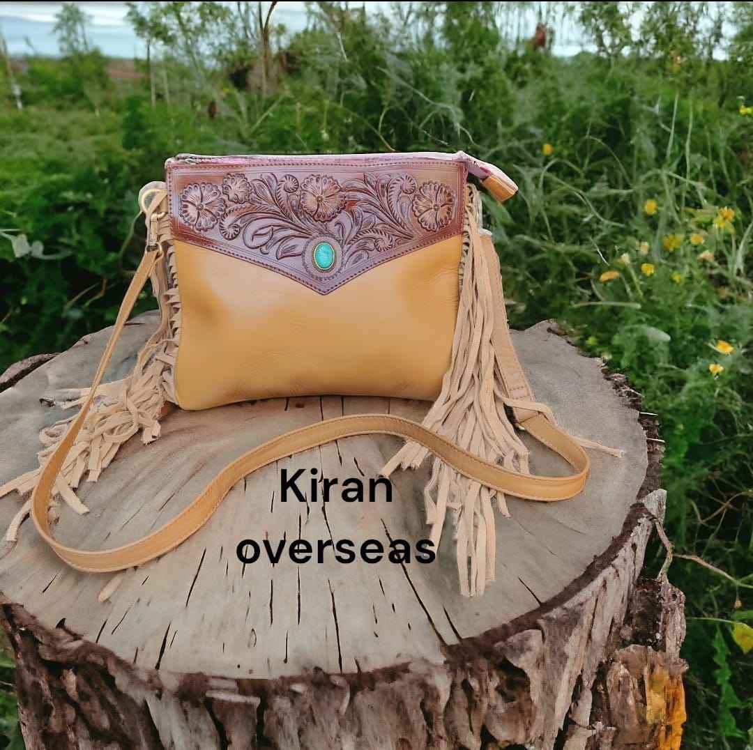 สีน้ำตาล