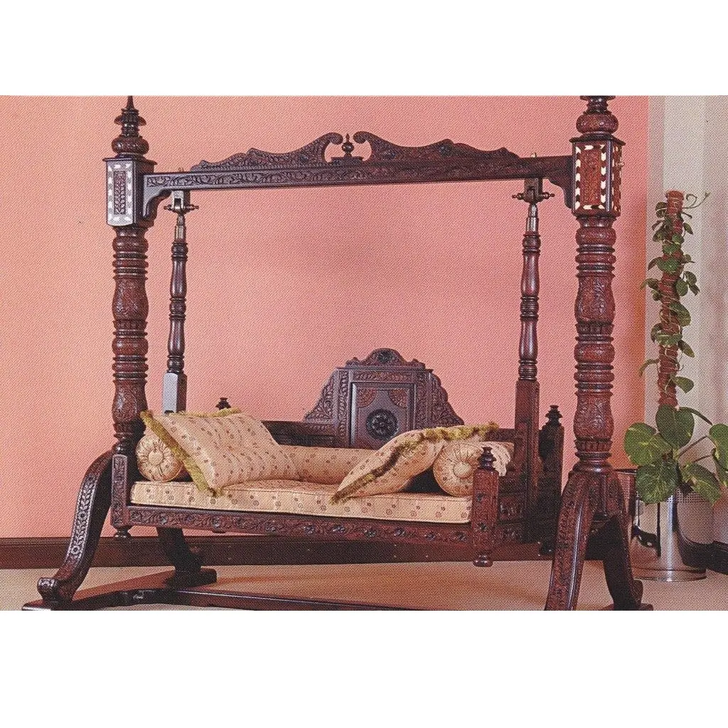 Balançoire intérieure moderne en bois sculpté brun naturel Jhoola Royal Design antique Balançoire en bois Jhoola Traditionnelle Antique Polie E