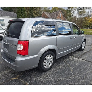 2015 <strong>Used</strong> C-h-r-y-s-l-le-r TOWN- COUNTRY Touring MIN-IVAN Engine Neatly <strong>Used</strong> Cars with Power Source Best CIF Offer for Delivery - Product Image 6
