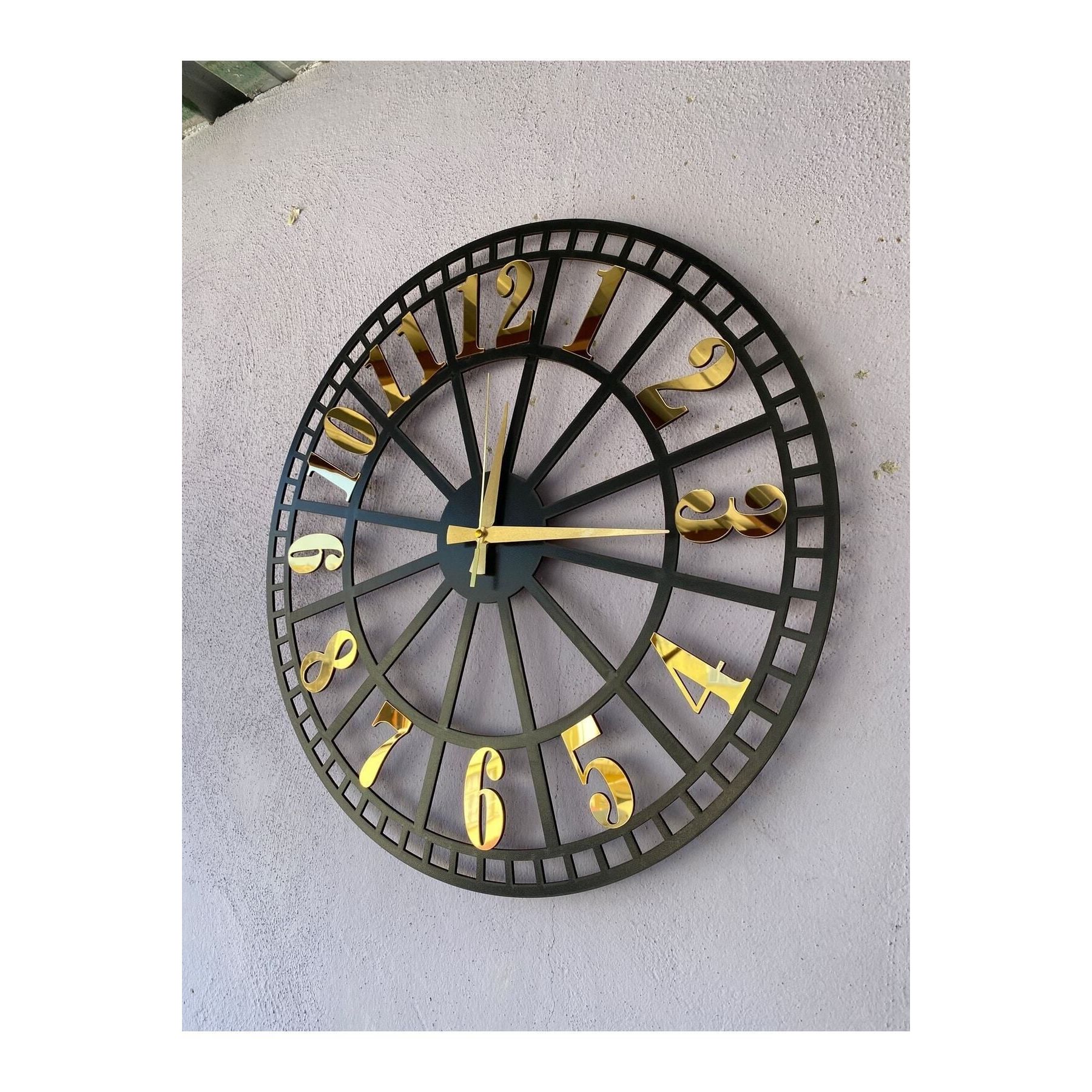 สีดำ-ทอง