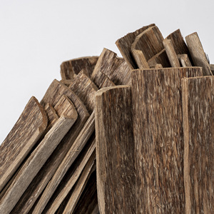 Вьетнамская Высококачественная стружка агарового дерева, средняя смола, для бакхоорской смеси (масса) - Product Image 1