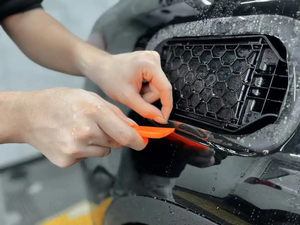 Fábrica de Fornecimento Direto 7.5mil Brilhante Hidrofóbico Carro claro Sutiã Auto Tpu Ppf Paint Protection Film Envolvimento Tpu Film Price - Product Image 6