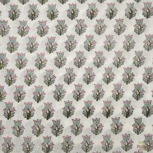 สีเทา, สีชมพูบานไม่รู้โรย, สีเขียว