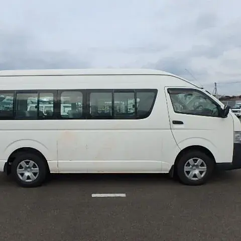 AUTOBÚS HIACE TOYOTAS en venta