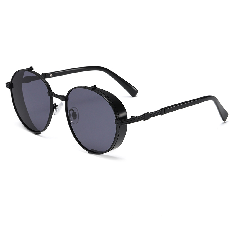 C7: Black/ Smoke
