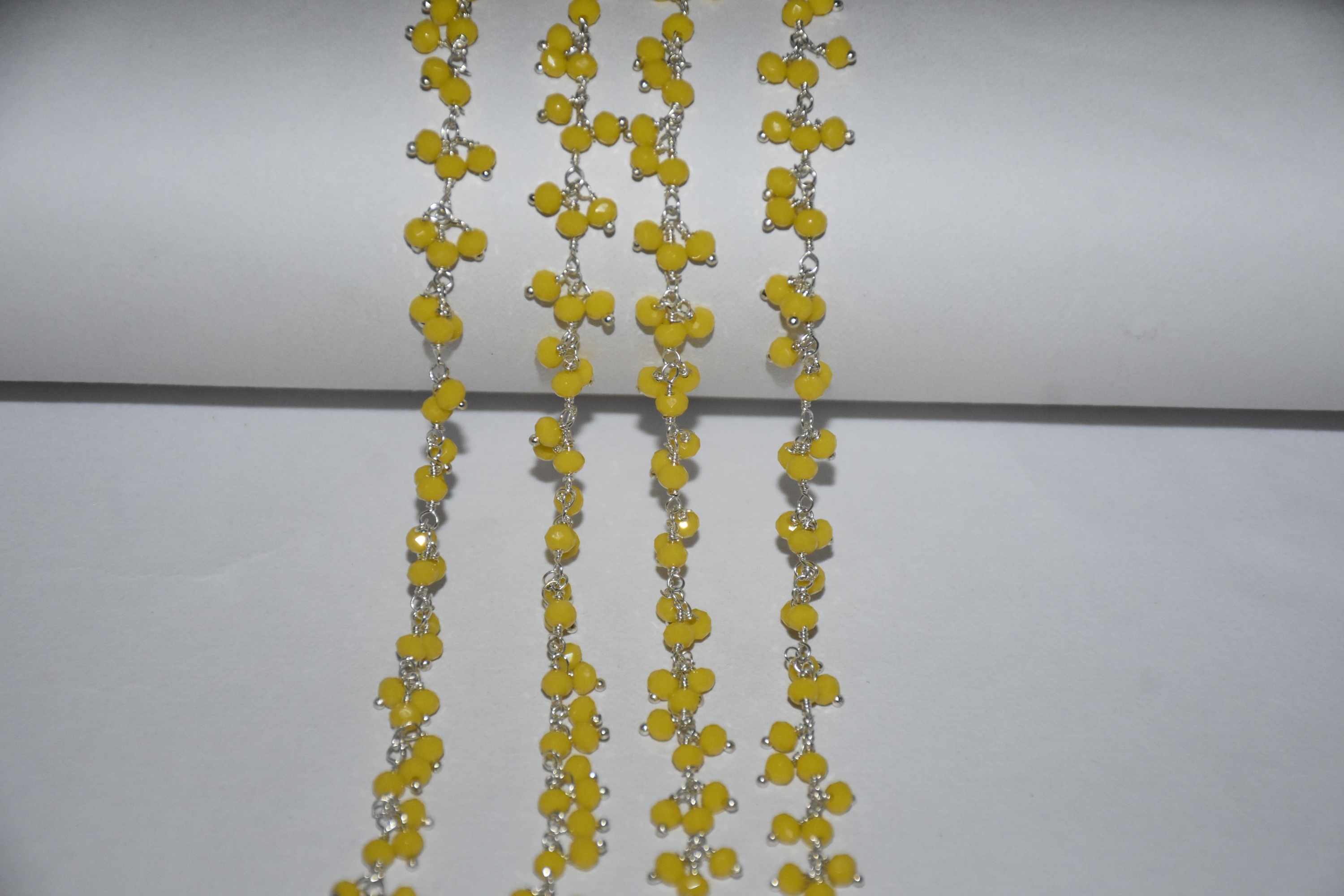 Jaune