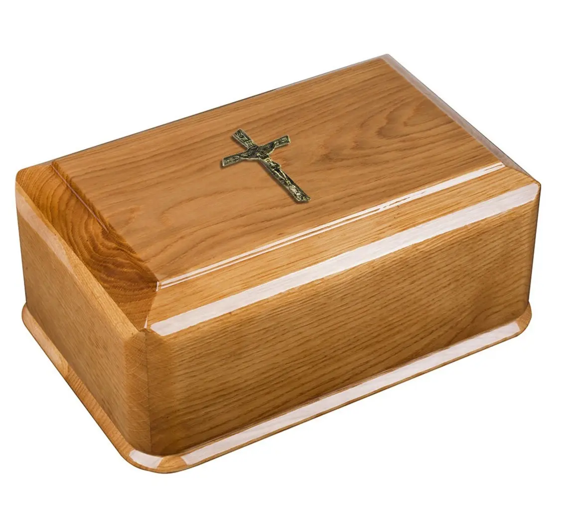 Yetişkin kremasyon Urn kül kutusu pirinç dini çapraz Logo toptan özelleştirilmiş kremasyon malzemeleri katı ahşap tabut insan