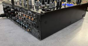 Mezclador digital de gama alta de 4 canales con controlador de Dj con estuche rígido/consola de audio, 2 canales, 1 unidad - Product Image 4