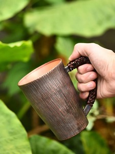 旅行友好型铜绝缘咖啡杯，配有耐用防漏盖，非常适合日常通勤和家庭使用
