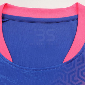 サッカージャージーセットユニークなパターンと数字印刷のカスタムサッカーキット - Product Image 3