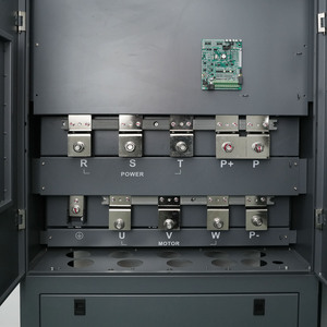 Convertidor de frecuencia de entrada y salida trifásico personalizado, 280kw, bajo voltaje, 380V a 460V, variador de velocidad CE - Product Image 5