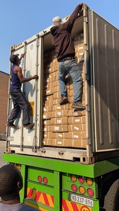 Цветная выставочная полка для розничного магазина по индивидуальному заказу, односторонняя полка для магазинов