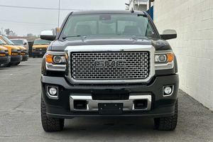 2016 <span class=keywords><strong>gmc</strong></span> sierra 2500hdenali צוות מונית sb עור כהה פנים אוטומטית תיבת הילוכים אחורית מצלמה fwd r19 גודל צמיג בנזין