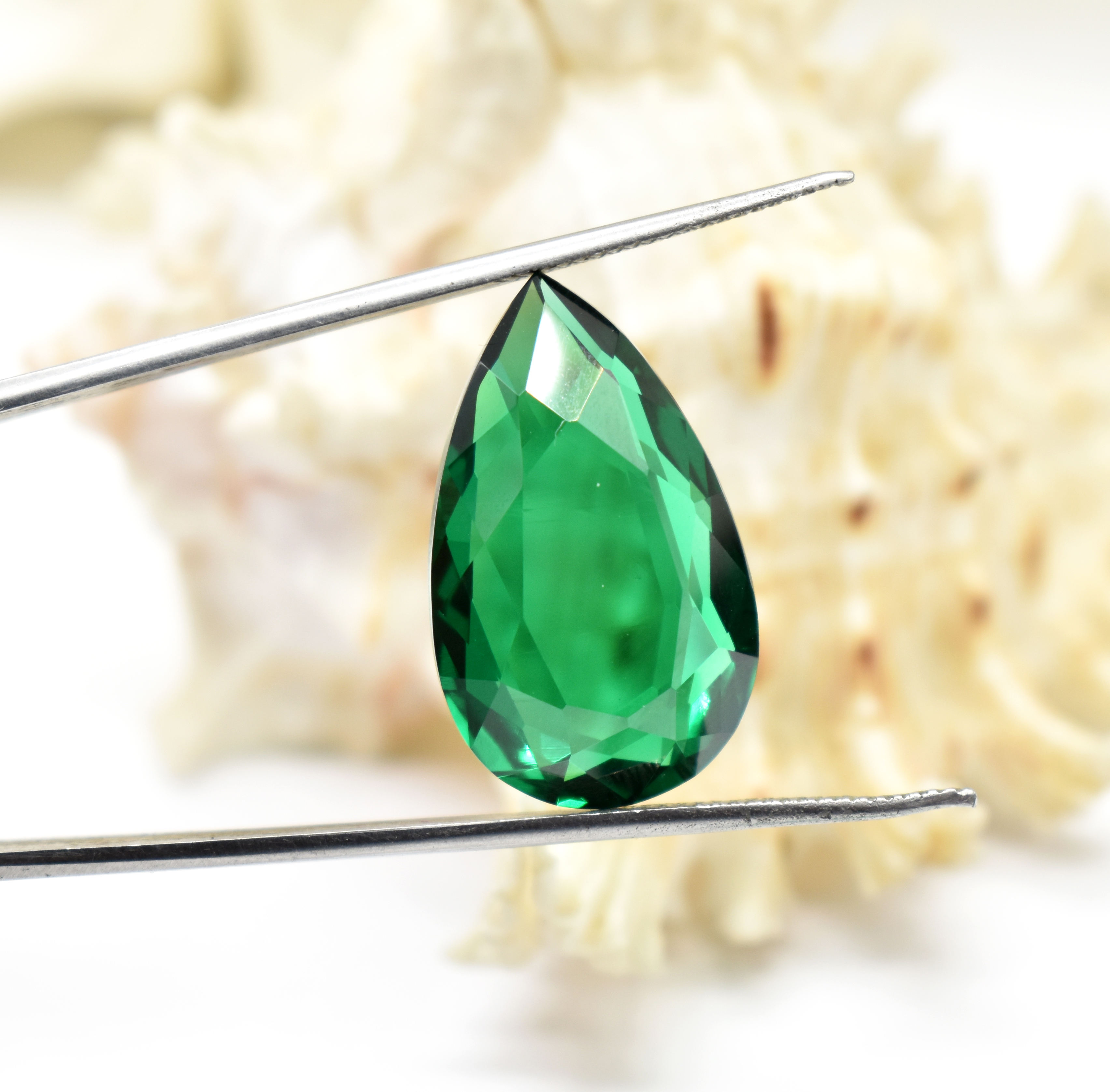 สีเขียว