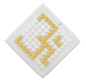 Aum ทองสำหรับ Vastu A1พลังงานคุณภาพสูง Aum ทองสำหรับ Vastu Vastu Bliss Gold Aum สำหรับพลังงานบวก - Product Image 1
