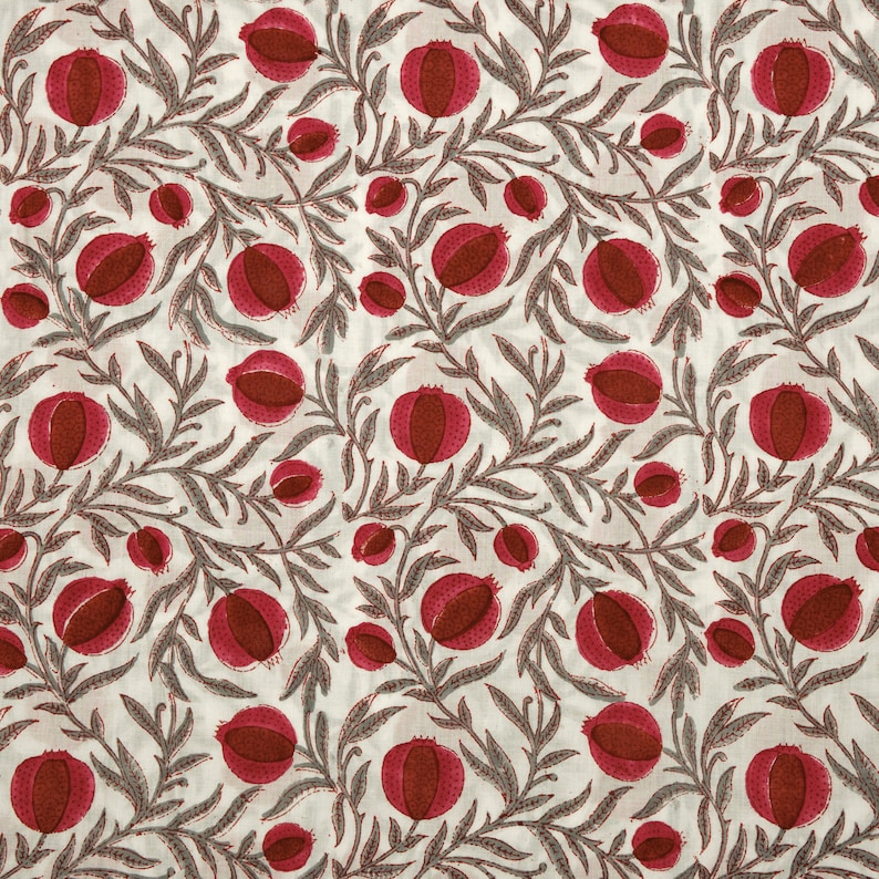 Thulian pink, Red, Artichoke Green