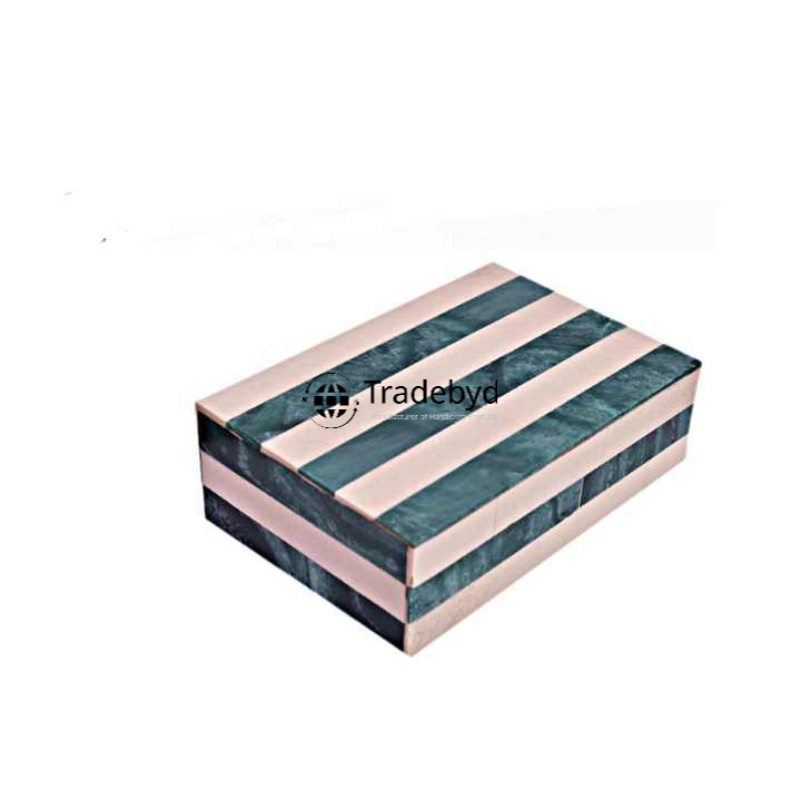 Available in different Colors