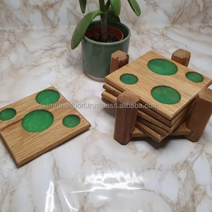 Crie sua aventura final Wooden Coaster com características personalizadas Torcendo através de paisagens cênicas personalizadas