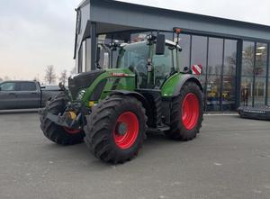 Buy 2023 <strong>FENDT</strong> 720 <strong>VARIO</strong> 4WD Tractor Agriculture Hydraulic Front Axle 4WD Cab Suspension Kohler Engine 75-160HP Diesel Fuel Used - Product Image 3