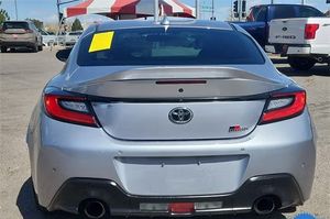 2023 TO-YOTA GR-86
