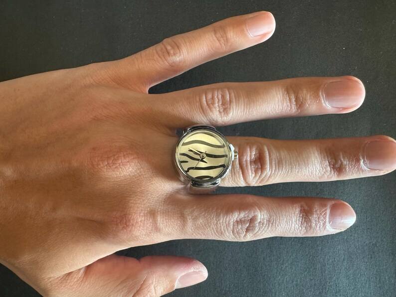 ตามภาพที่แสดง