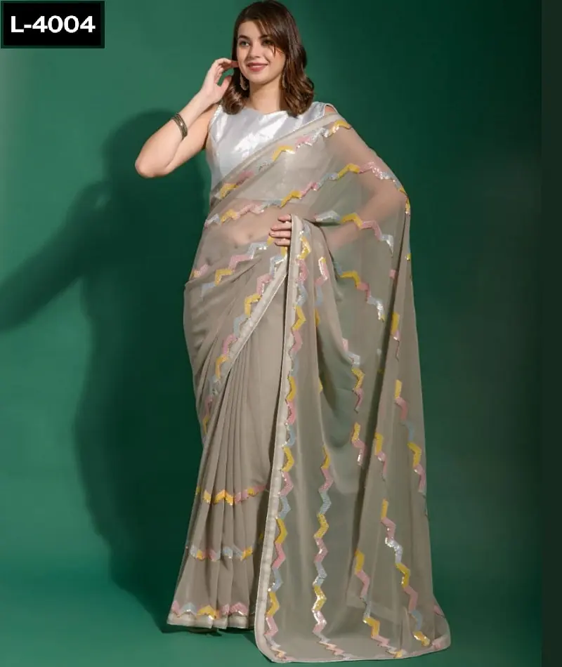 Saree en Georgette pour soirée indienne avec broderie et séquence de travail Bordure de passepoil Sari avec pièces de chemisier en soie Banglory