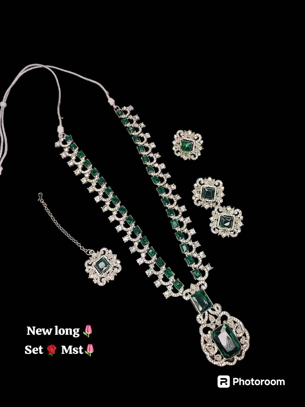 สีเขียว