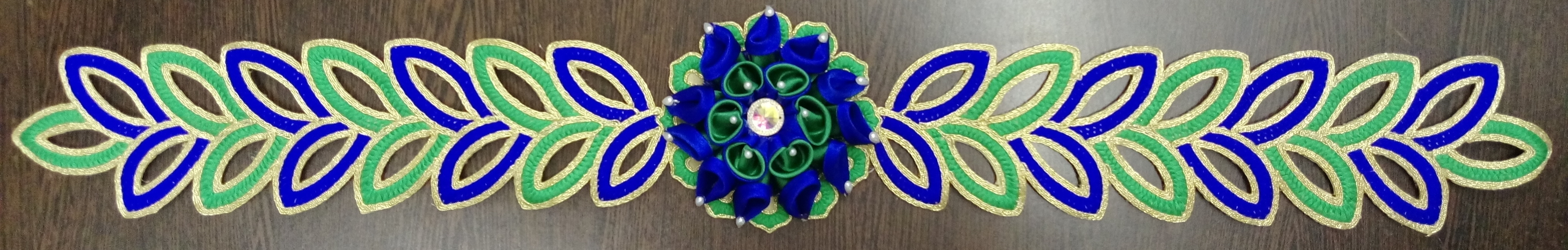 สีเหลือง