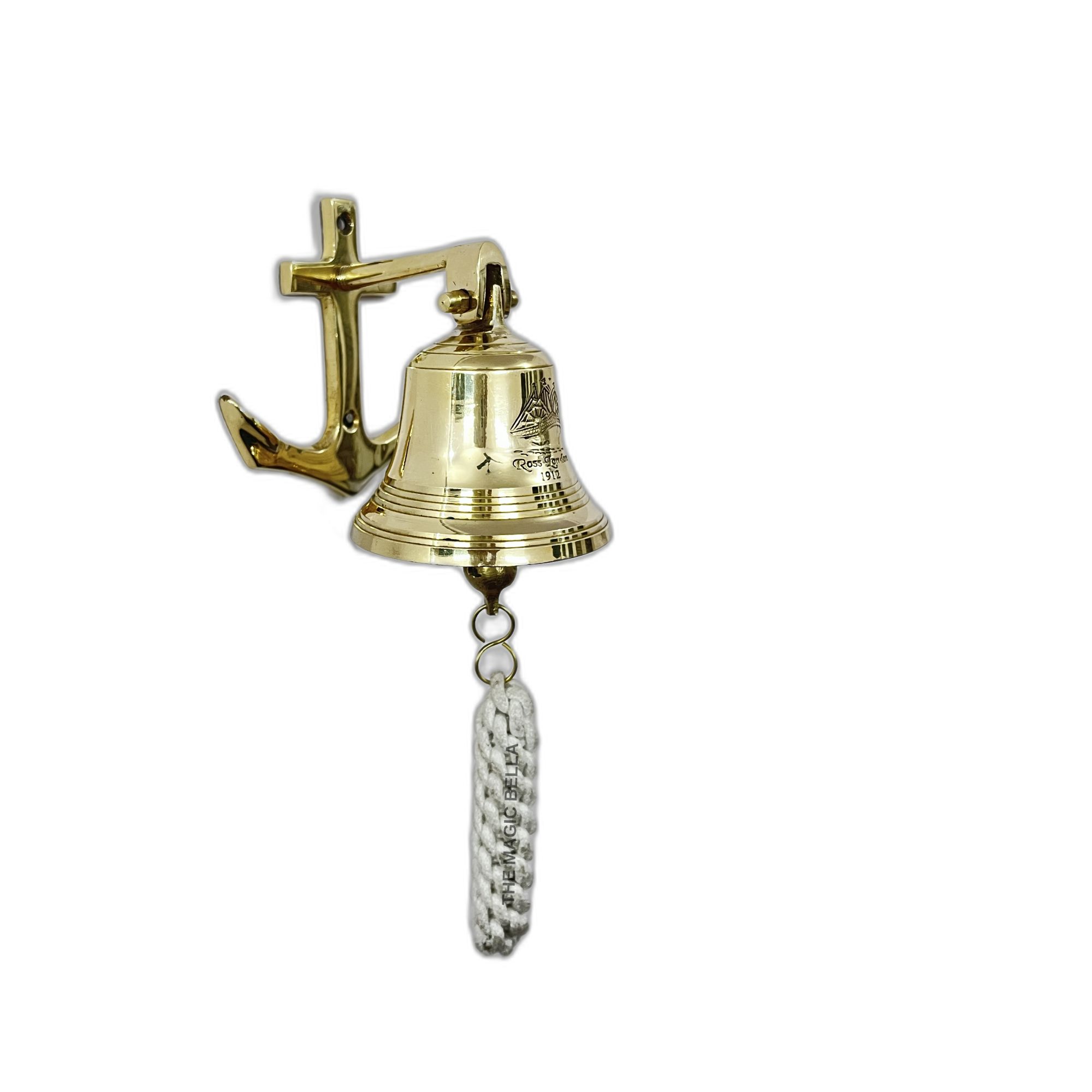 ระฆังทองเหลือง