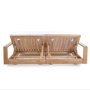 Samara Teak Massivholz Outdoor Doppel Sonnen liege mit Armlehne in natürlichem Finish und weißer Stoff Täuschung für den Außenbereich