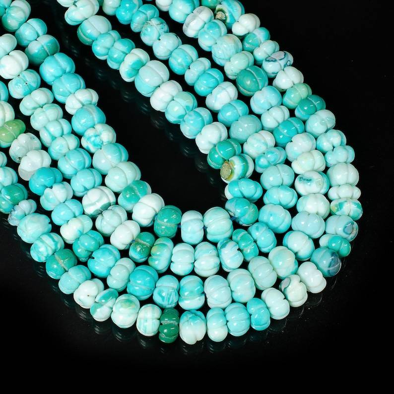 สีเขียวน้ำทะเล