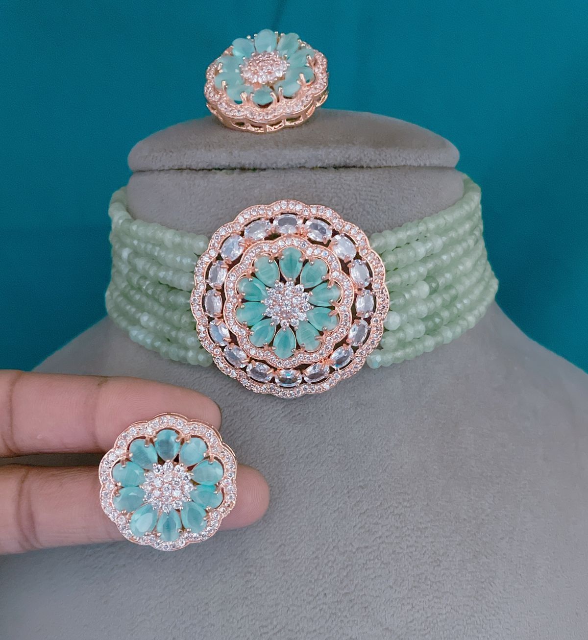 sea green