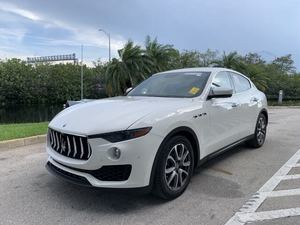 2018 Maserati <strong>Levante</strong> SUV Turbo Engine AWD Drive Leather Seats R18 Tire Ready-to-SHIP Dark Interior Automatic Gearbox Metal Roof - Product Image 3